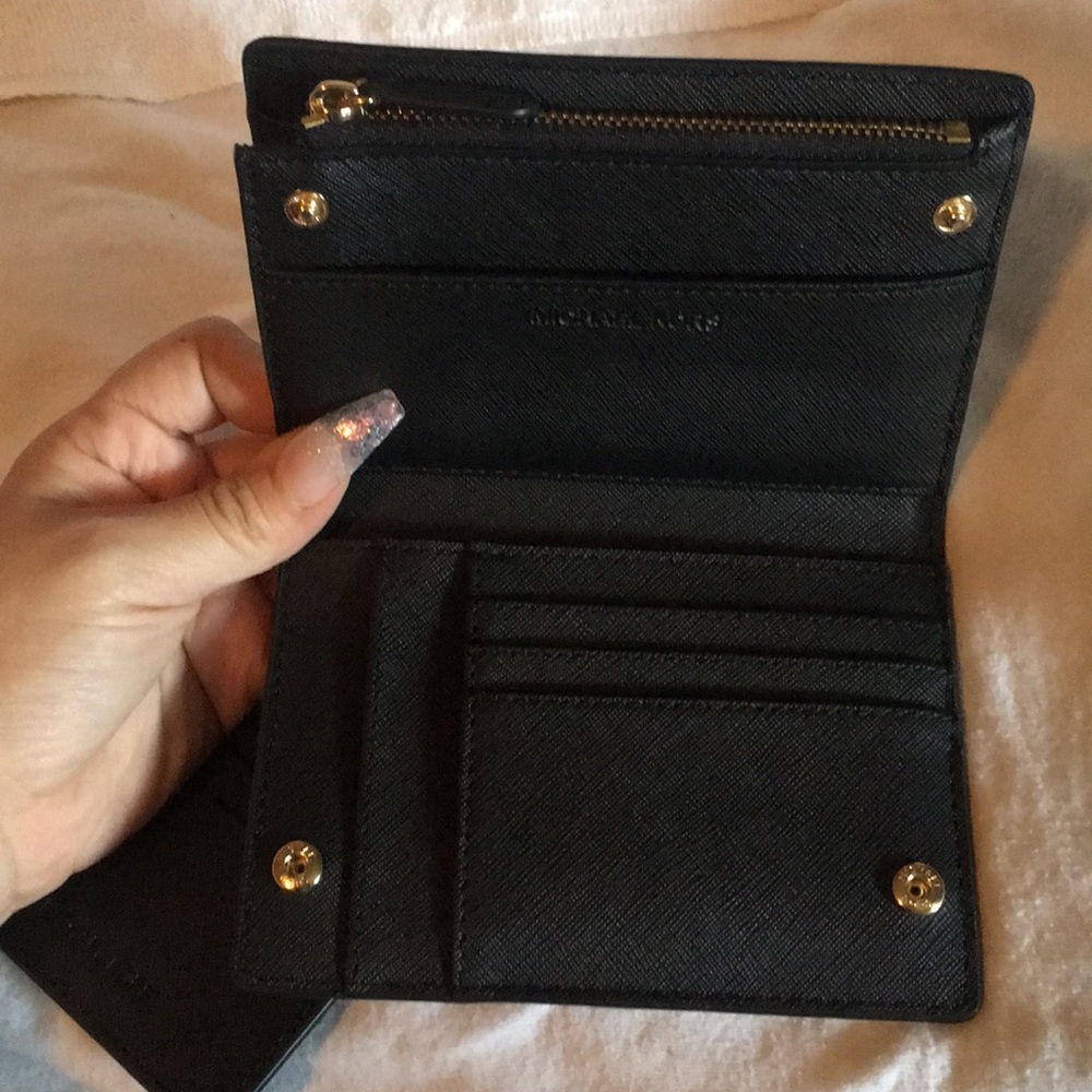 Michael Kors Wallet With Insert - image 5